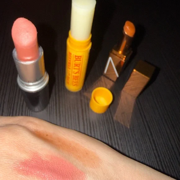 Mixed Cosmetic - Picture 5 of 6